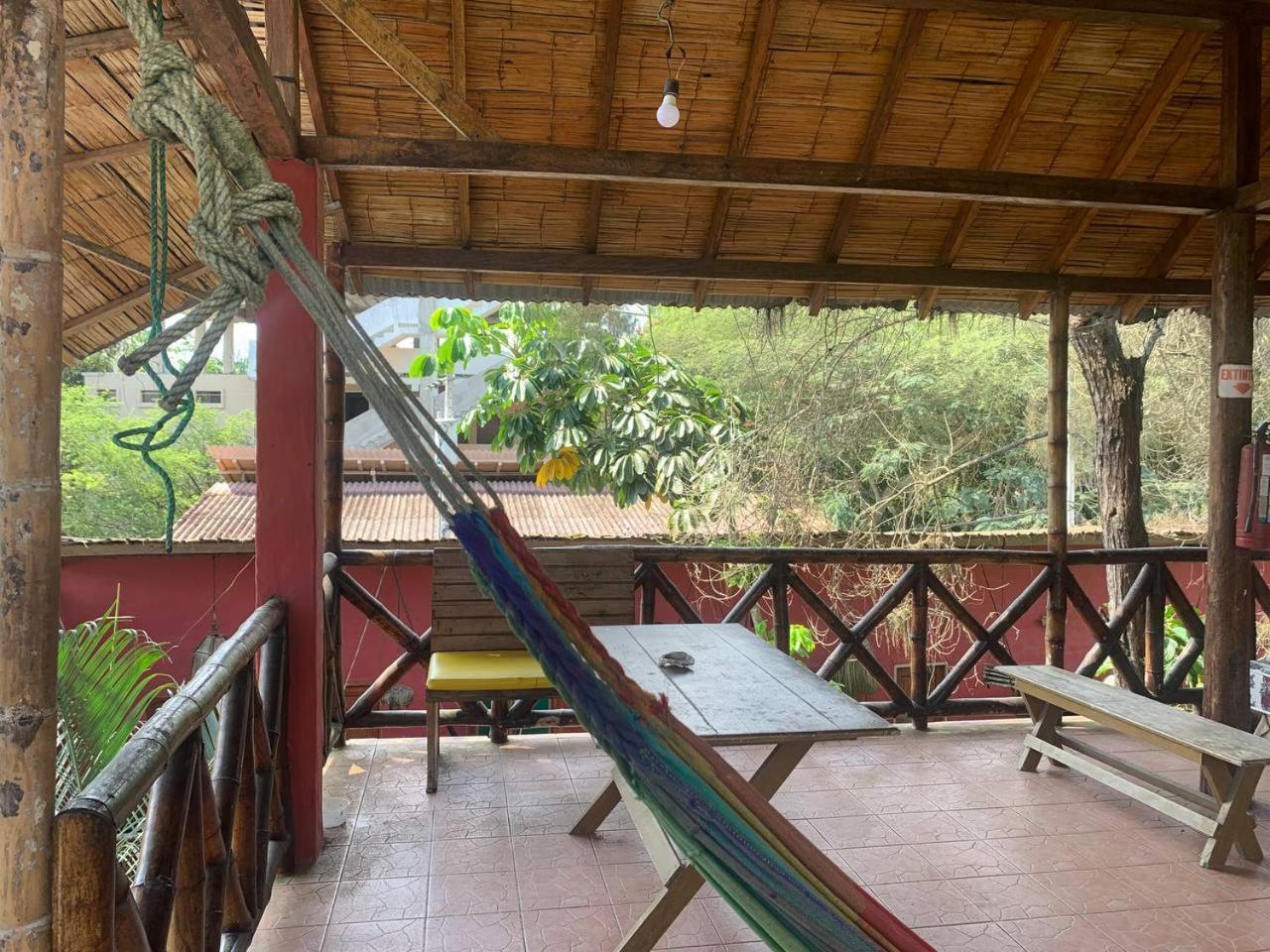 Hostal Mamacucha Montañita Kültér fotó